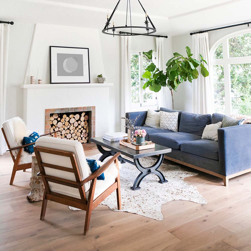 1PercentHome_LivingRoomInterior_341132932